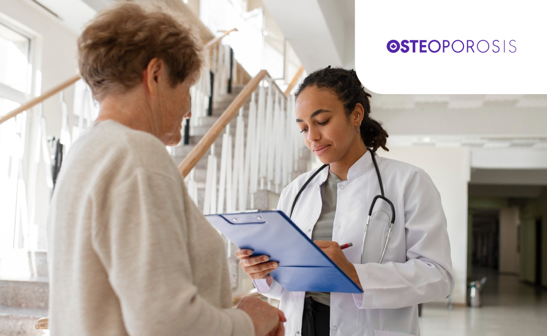 A female doctor is talking to a pacient, who is an elder woman. The logo of Osteoporosis Canada is on the corner.